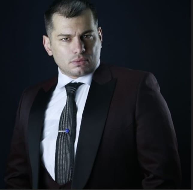 90 წლამდე მოხუცს ბინა წაართვეს და ფსიქიატრიულში გამოკეტეს,მძიმე ისტორია ლაშა ჯანიბეგაშვილის ჩარევით ბინას ყადაღა დაედო.